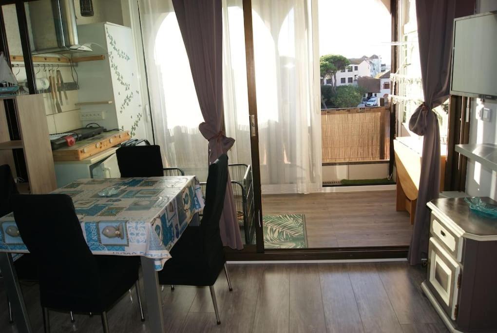Appartement 5 Couchages Tout Confort Proche Mer Le Barcarès Esterno foto